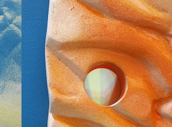 Il sole dell’avvenire (scultopittura)
